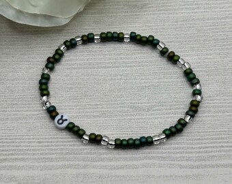 Taurus zodiac bracelet, dark green seed beads, stretch bracelet, handmade, new