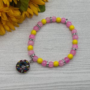 donut bracelet, pink and yellow beads, rhinestone beads, handmade, new