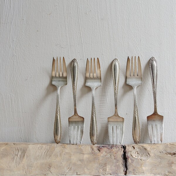 Vintage Alvin Silverplate Forks Set