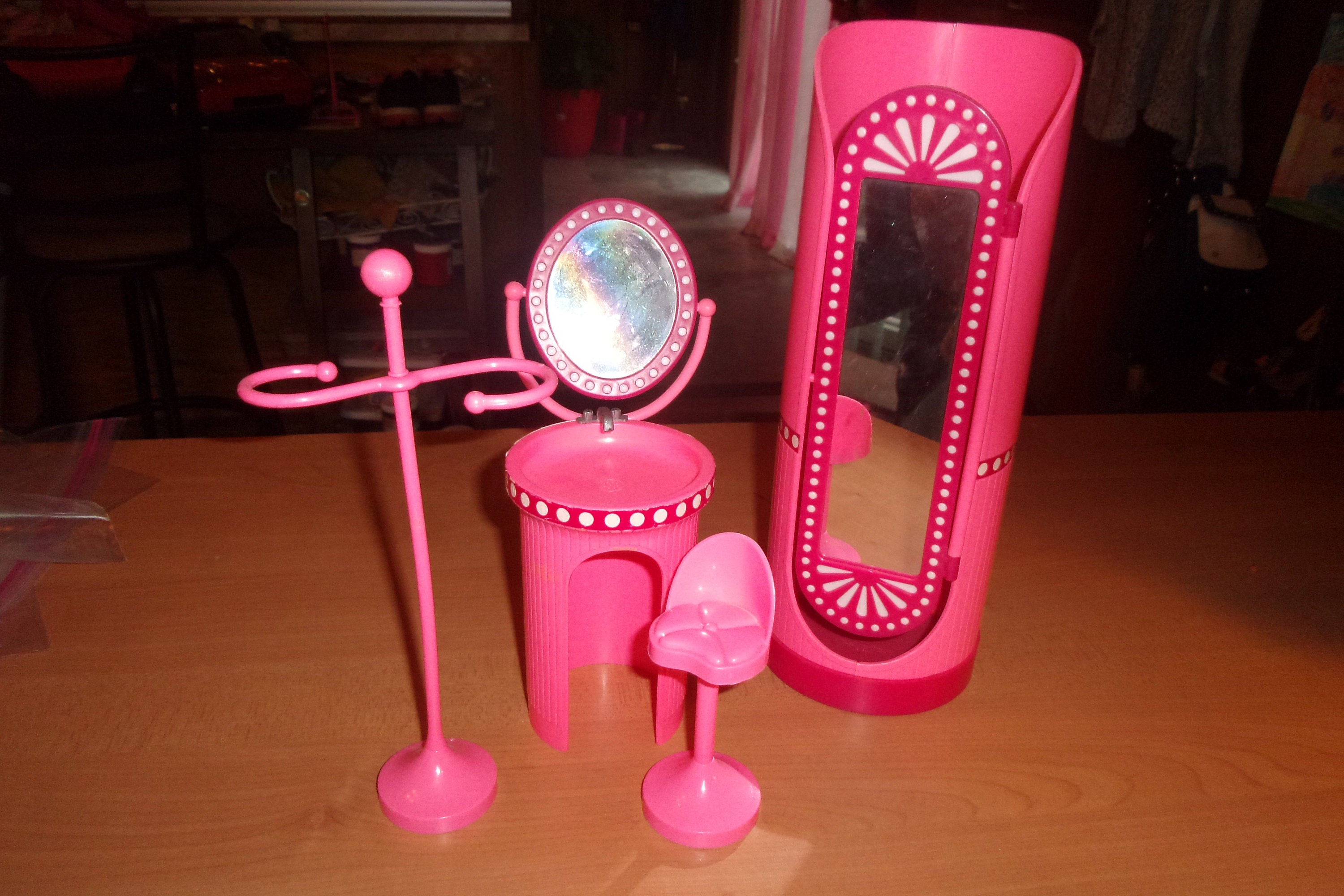 barbie shower vanity bathroom playset