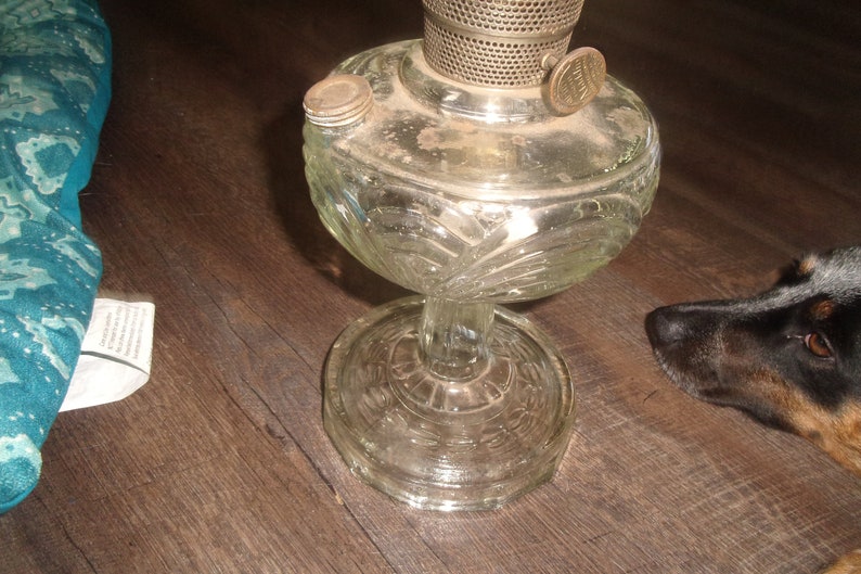 Vintage Aladdin Oil Kerosine Lamp Light Washington Drape Crows Etsy