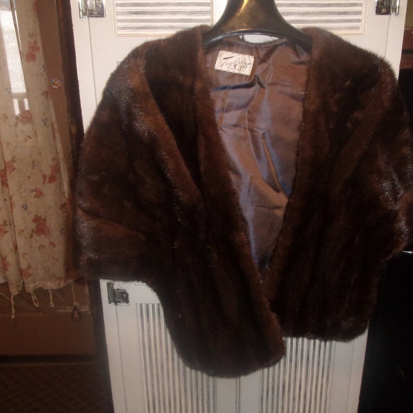 vintage genuine mink fur stole wrap cape shrug wedding taylors monogramed pockets