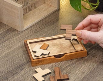 Outback Puzzle ~ Wooden Brain Teaser for Adults & Kids ~ Challenging  5 Piece Hardwood Puzzle ~ Family Game Night ~ Educational Puzzle