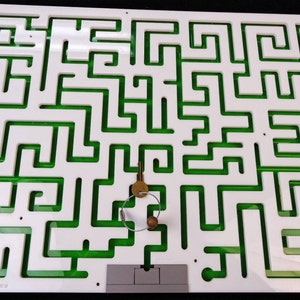 Key Maze Puzzle, Brain Teaser Game, Labyrinth Puzzle, Escape Room Prop, Game Night Gift, Acrylic Model Game, Birthday Party Game, Maze Lock