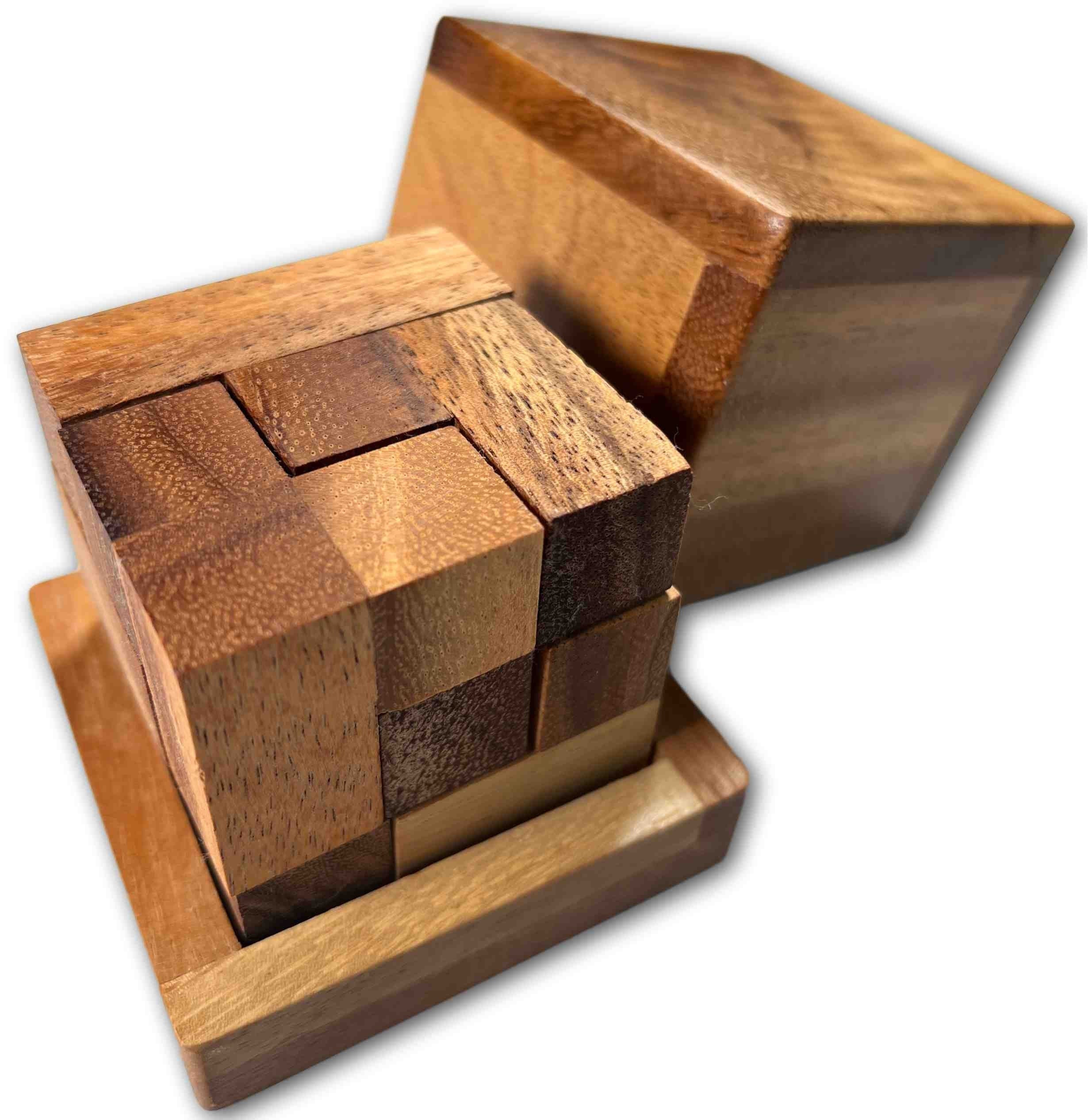 TOWO Large Wooden Soma Cube Puzzle - Brain Teaser Puzzle IQ Logic Math  Puzzle for Kids and Adults - Mens Gift Sets-Gift Sets for Him-Gifts for Men  Who