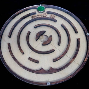 Disk Escape Maze for Escape Rooms
