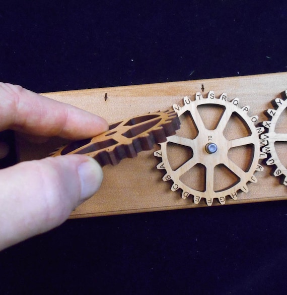 エニグマIII暗号機、暗号ホイールマシン、暗号解読機、木製暗号機