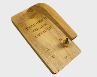 Personalizable Gift for Teachers - Teacher Grade Decider - Flick the Pendulum to Decide  Grades - Funny Birthday Gifts - Teacher' Desk Toy