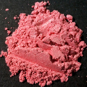 Warm Pink Blush &quot;Damask Rose&quot; – Soft Pink with Golden Coral Iridescent Shimmer Loose Pigment Blusher Cheek Color Rouge Num. B08 - NOT Vegan