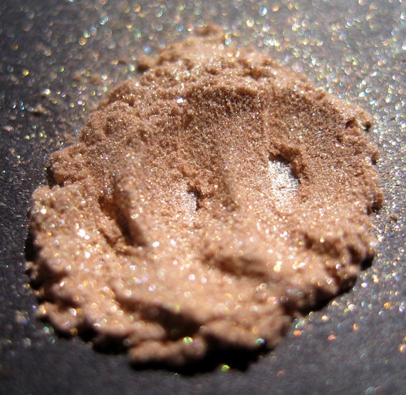 Peachy Beige Eye Shadow "Beholden" - Light Champagne with Iridescent Gold & Copper Shimmer Loose Mineral Pigment Eyeshadow Num. 147 - Vegan