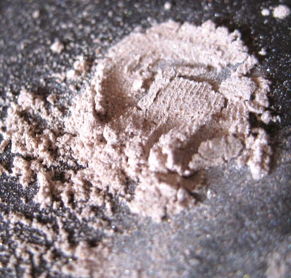 Ivory Pearl Eye Shadow "Vanilla Lace"- Warm Off-White with Beige Sheen & Bronze Glitter Loose Pigment Mineral Eyeshadow Num. 104- Vegan
