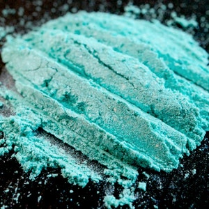 Pastel Green Eye Shadow "Mint Car" – Minty Pale Blue Green Pearl With Iridescent Aqua Shimmer Loose Pigment Mineral Eyeshadow Num. 84- Vegan