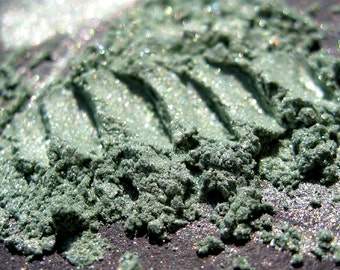 Sea Green Eye Shadow "Seafoam" - Minty Seafoam Green Pearl with Pale White Gold Shimmer Loose Mineral Pigment Eyeshadow Num. 32 - Vegan