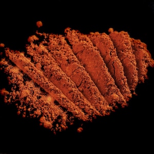 Sombra de ojos naranja quemado mate &quot;Autumn Pumpkin&quot; - Sombra de ojos mineral con pigmento suelto plano rojo óxido Núm. 208 – Halloween 2017 La sesión - Vegano