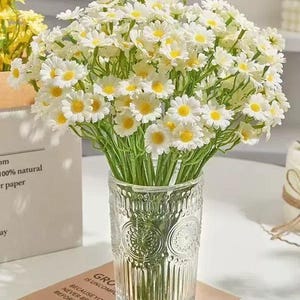 Artificial daisy flowers，fake daisy branches，faux flower arrangements，flower for vase，home/wedding decor，Country floral decor，silk flower