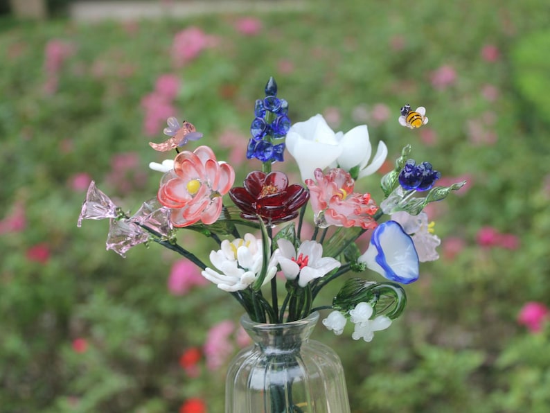Glass Flower Bouquet | Personalized Birth Month Gift | Valentine's, Wedding, or Mother's Day Present image 3