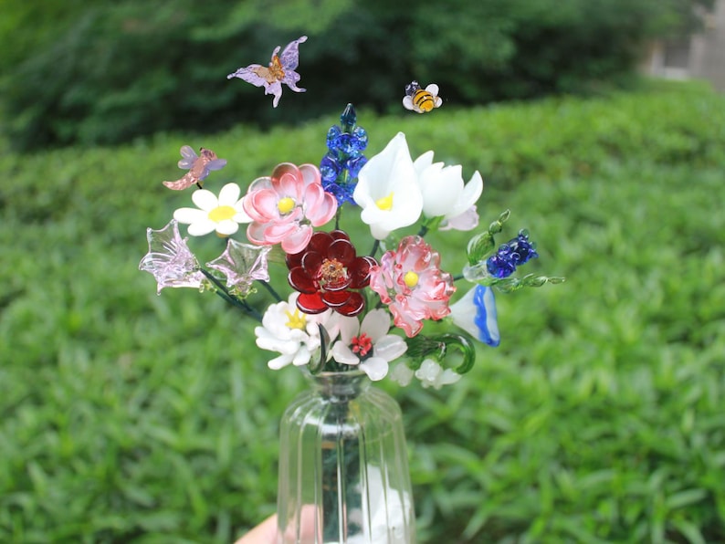 Glass Flower Bouquet | Personalized Birth Month Gift | Valentine's, Wedding, or Mother's Day Present image 2