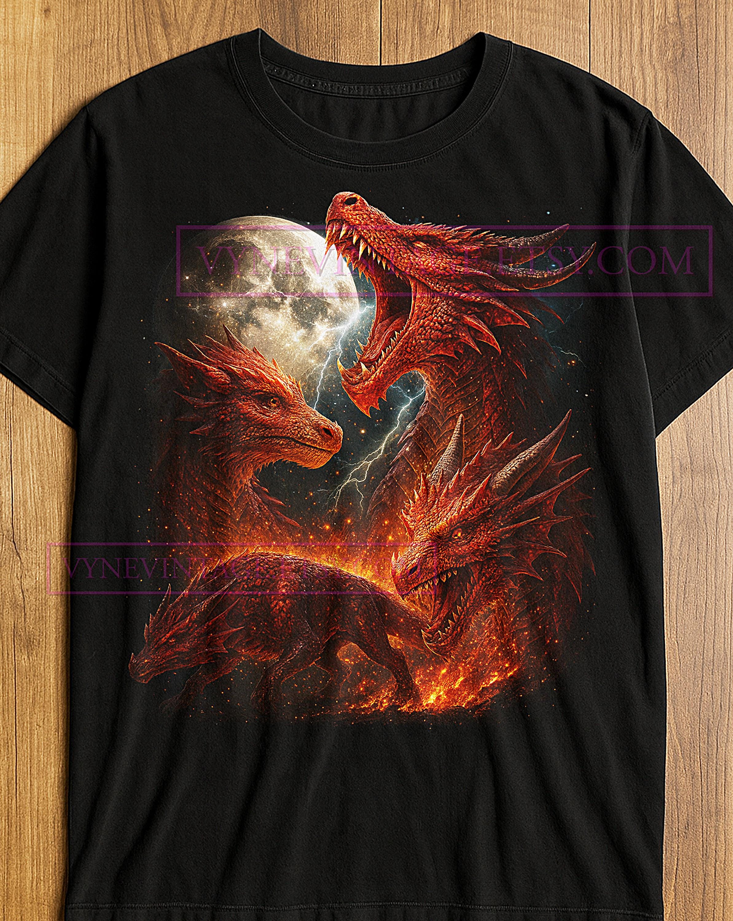 真紅の月の炎Tシャツ、レッドドラゴンライトニングカオスミシック