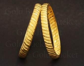 2 Armreifen Set Echt Massiv 22k Gold Klassischer Stil Hochzeitsschmuck, Inner Harz wachs gefüllt