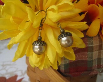 Acorn Earrings - Fall Earrings - Light Golden  Pearls - Antiqued Brass Caps