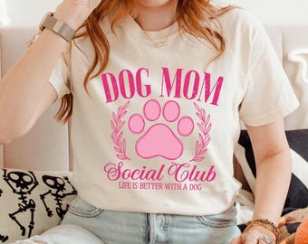 Comfort Colors Dog Mom T-shirt - Dog Paw Print Animal Shirt