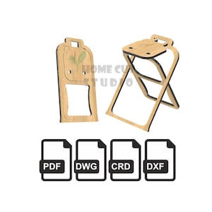Op de afbeelding: Twee houten klapstoelen, één opgevouwen en één open, met een uitgesneden ontwerp. De open stoel heeft een vierkante zitting. De opgevouwen stoel heeft een handvat en een bladvormgeving. Hieronder staan PDF-, DWG-, CRD- en DXF-bestandspictogrammen.