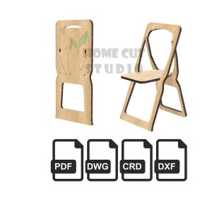 Op de afbeelding: Twee houten klapstoelen, één opgevouwen en één open, tegen een witte achtergrond. De stoelen zijn gemaakt van lichtgekleurd hout. Onder de stoelen staan vier bestandspictogrammen met de labels PDF, DWG, CRD en DXF.