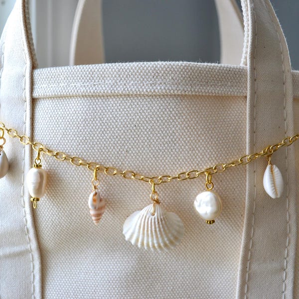Seashell Bag Chain Charm – Coastal Purse Accessory with Gold Hardware