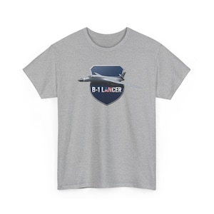 B-1 Lancer T-shirt Militär Bomberplan T-shirt, Flygvapnets Flygplan T-shirt Gåva, Pilot Flygkläder, Veteran Hyllning, USA Flag Design