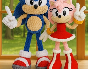 Sonic and Amy plush toys, yarn crochet, soft hedgehog collection, retro dolls.