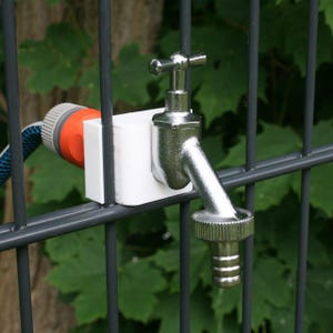 Garden Tap Set for Double Wire Mesh Fence | PETG 3D Print | Tool-Free | Black or White