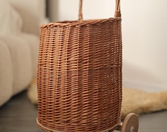 Wicker Shopping Cart with Handle and Wheels, French Market Basket Trolley for Grocery, Rattan Shopping Trolley, Picnic or Home Storage