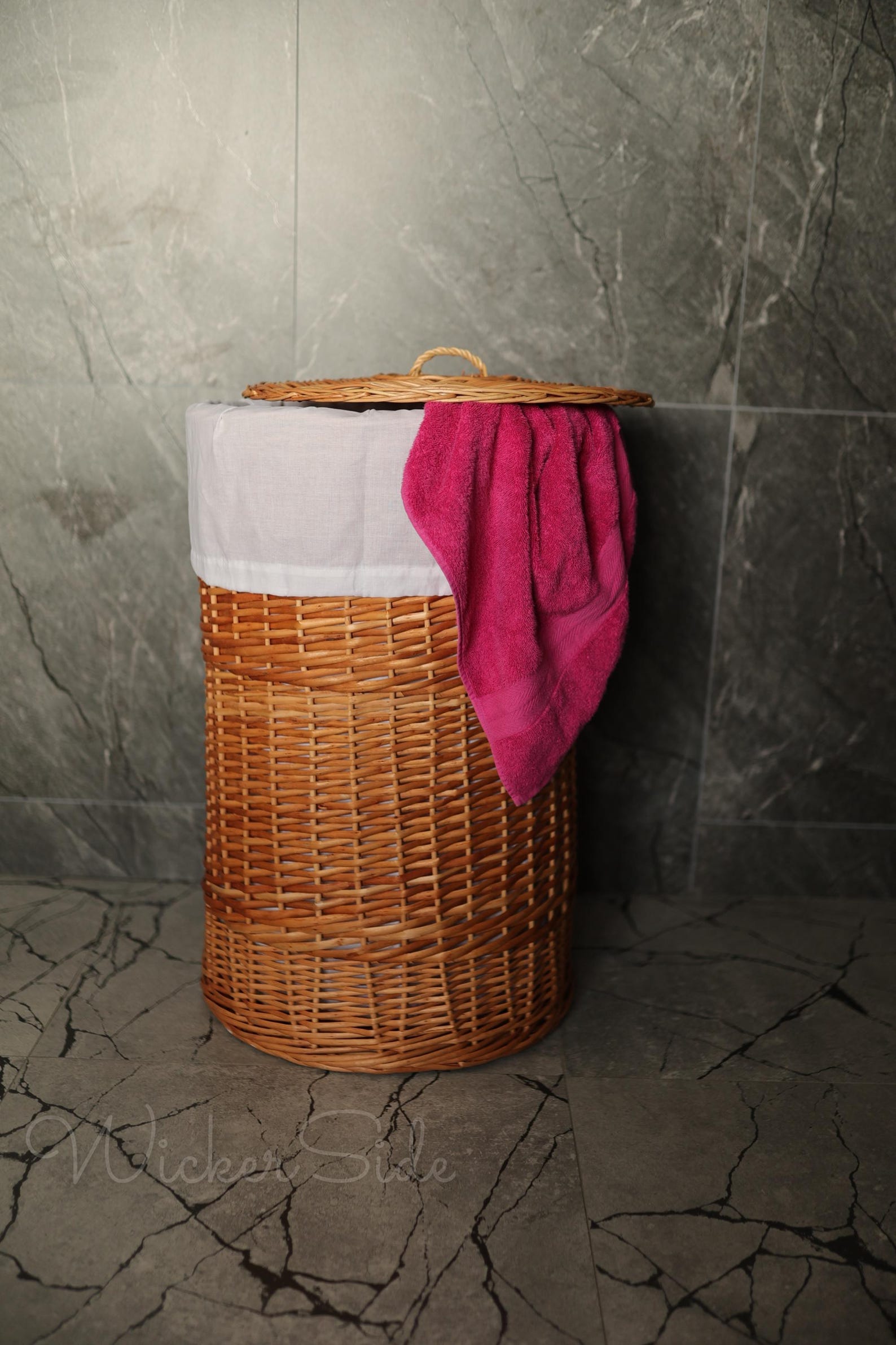 Wicker Laundry Basket with Lid, With Fabric, 30 inches