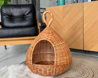 Handmade Wicker Cat House, Woven Willow Pet Cave with Handle, Boho Cat Bed Hideaway, Natural Enclosed Pet Furniture