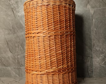 Vintage Wicker Round Laundry Hamper with Lid, Handmade Laundry Basket  with Liner