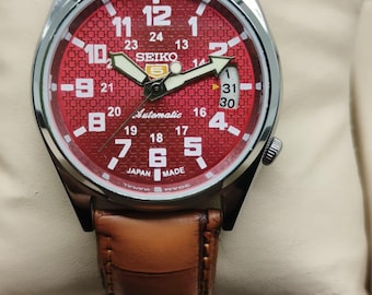 Orologio da polso analogico Seiko 5 vintage, prodotto in Giappone, cassa da 36 mm.