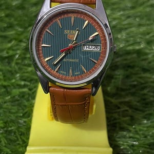 Vintage Seiko 5 Automatic Watch, Green Dial, leather Strap, Made in Japan