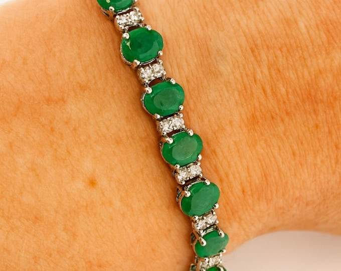 Natural Emerald and Diamond Tennis Bracelet 14K White Gold Luxury Green Gemstone Fine Jewelry Gift for Women, Elegant Statement Bracelet