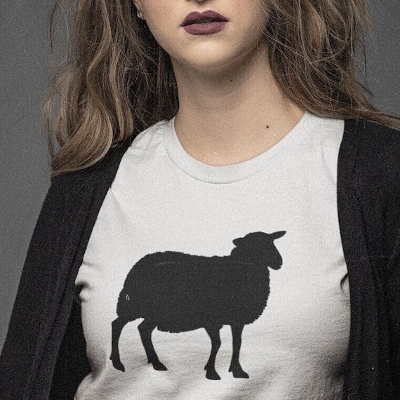 Camiseta de oveja negra, declaración de individualismo, camiseta  minimalista, camiseta gráfica, declaración de singularidad, regalo para él,  regalo