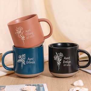 Tazza personalizzata con nome, regalo per la nuova zia, regalo per la sorella in occasione della gravidanza, tazza personalizzata con fiore di nascita per la zia