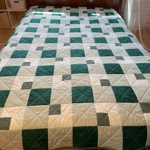 Handmade Quilt ~ Farmhouse Plaid