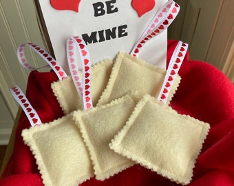 VALENTINE Felt "Be Mine" RAVIOLI Ornament Decoration with White & Red Hearts Ribbon; Decorations, Gifts, Party Favors