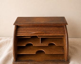 Portadocumenti antico in rovere con coperchio a rullo, organizer da scrivania in stile Mission, mobiletto da ufficio in stile Arts and Crafts, portaposta in legno con cassetto