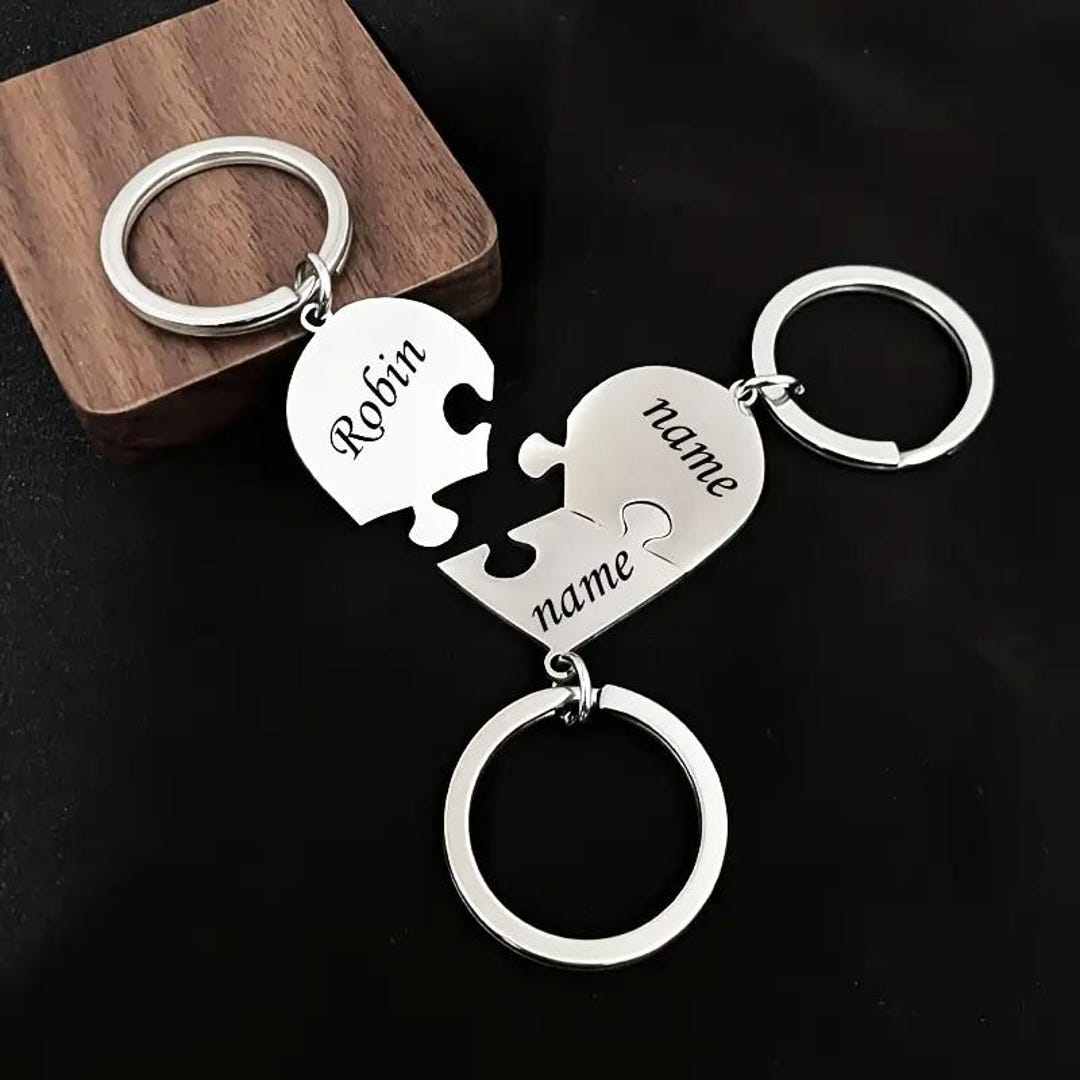 Personalised Family Members Names Keychain, Personalized Heart Keyring ...