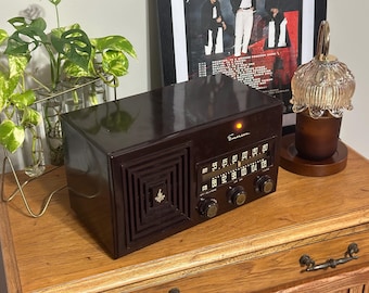 Vintage Bluetooth Radio - 1950s Emerson 641-B