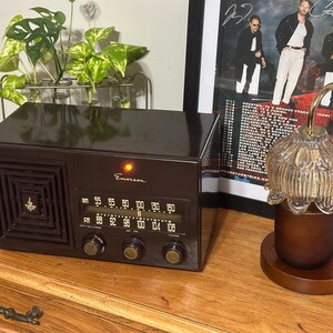 Vintage Bluetooth Radio - 1950s Emerson 641-B image 4