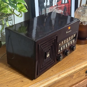 Vintage Bluetooth Radio - 1950s Emerson 641-B image 3