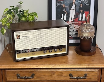 Radio Bluetooth vintage - Magnavox FM-43 de los años 60