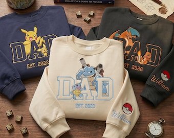 カスタムPokaDad刺繍シャツ、パーソナライズアニメキャラクタースウェットシャツ、アニメ父の日ギフト、お父さんへの誕生日プレゼント、ポケットビースト