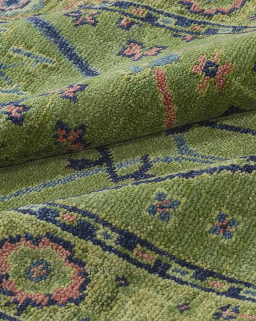 Vintage Style Olive Green Turkish Oushak Rug: Hand Knotted Round ...